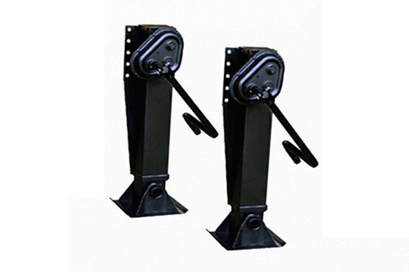 半挂车支撑装置